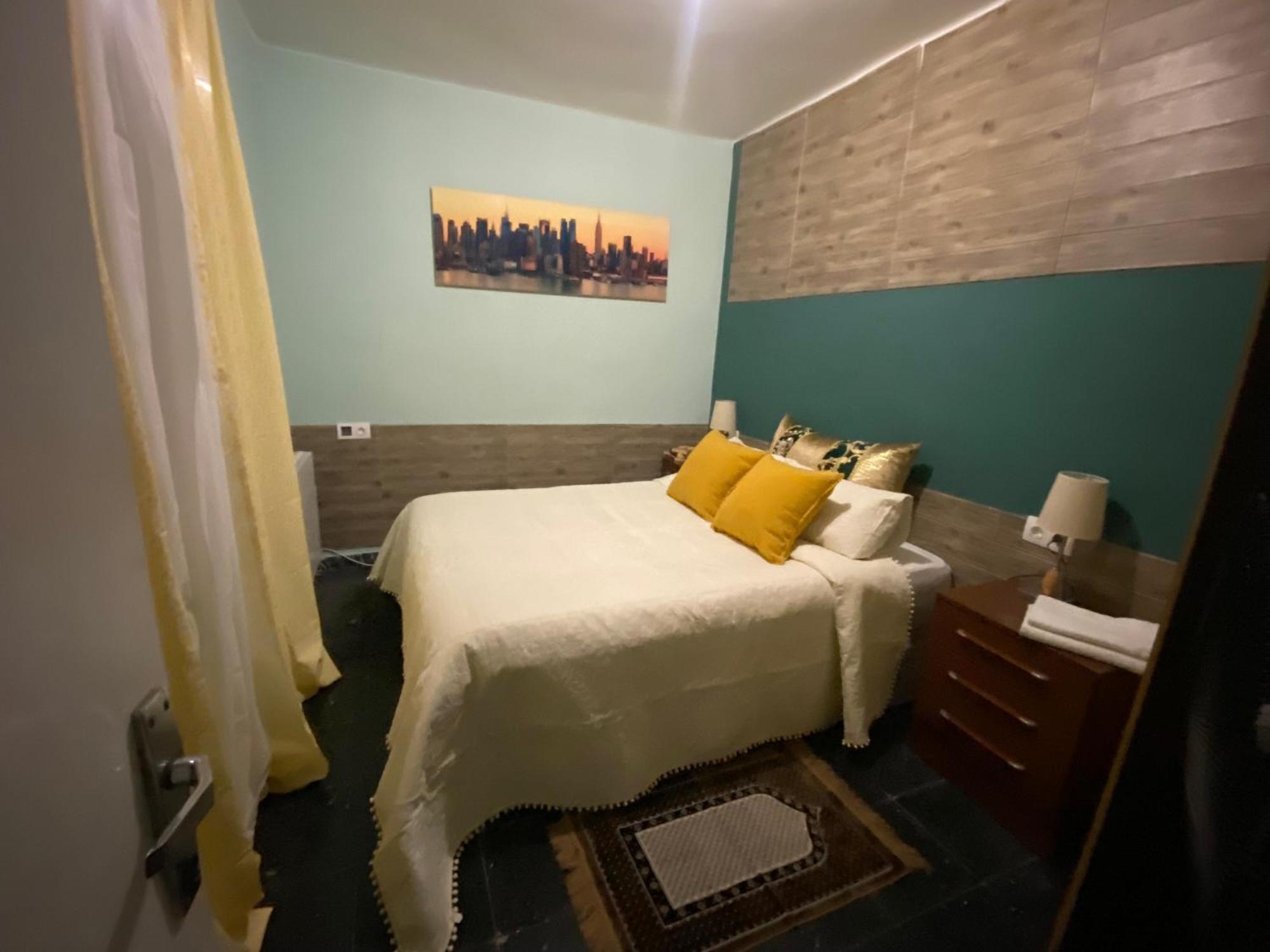 La Casa De Las Hadas Hotel La Reguda Ngoại thất bức ảnh