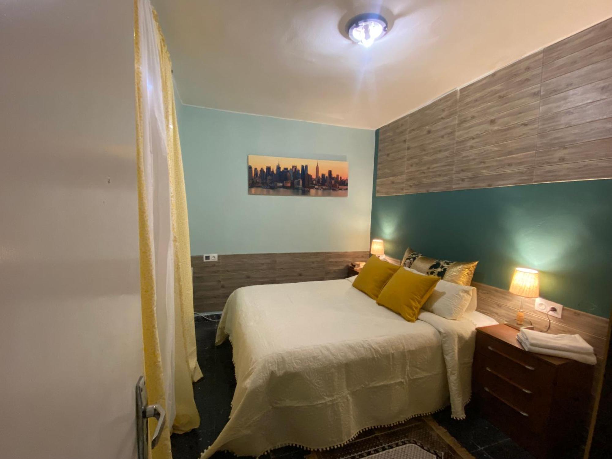 La Casa De Las Hadas Hotel La Reguda Ngoại thất bức ảnh