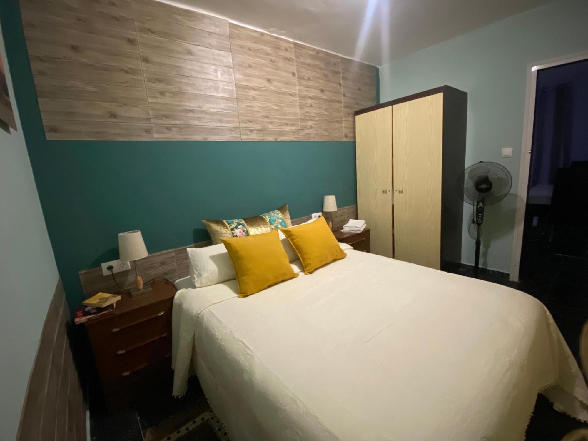 La Casa De Las Hadas Hotel La Reguda Ngoại thất bức ảnh